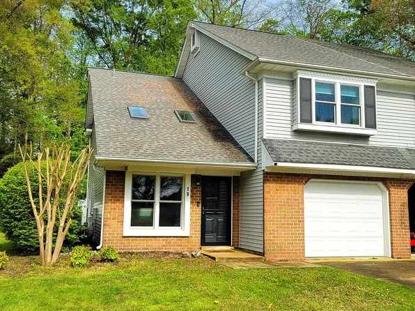 19 Stoney Dr, Dover, DE 19904