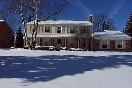 1st image of 4838 Teddington Dr