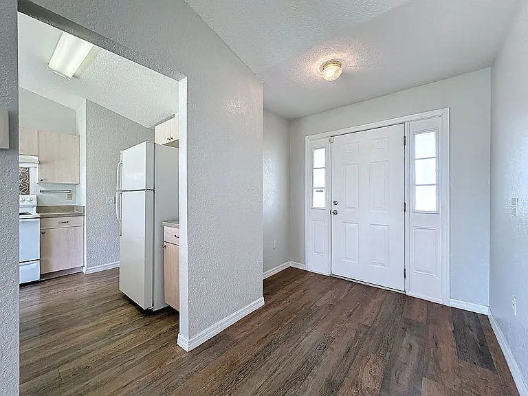 424 Danube Way — Photo 9