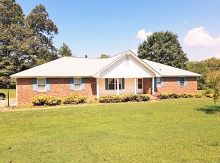 9405 Bennie Ln, Ooltewah, TN 37363