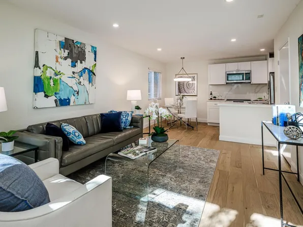 397 Half Moon Ln APT 12, Daly City, CA 94015