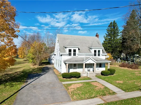 2043 Main St, New Woodstock, NY 13122