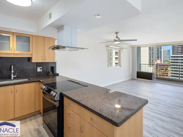 400 Hobron Ln APT 1215, Honolulu, HI 96815