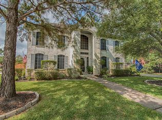 1402 Pinewood Ct, Pearland, TX 77581