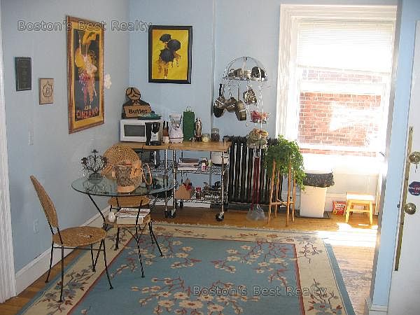1st image of 465 Park Dr APT 16