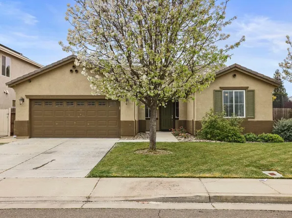 924 Golden Leaf Dr, Livingston, CA 95334