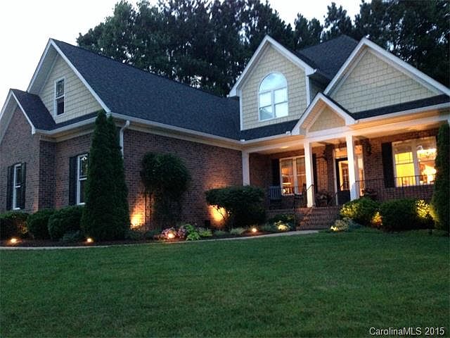 1st image of 159 Northington Woods Dr