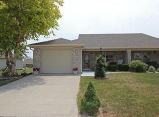 2061 Pelican Dr, Franklin, IN 46131