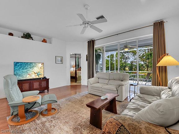 3rd image of 11232 Lakeland Cir