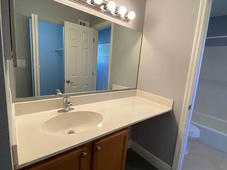 305 Lake Parsons Grn #101 — Photo 12