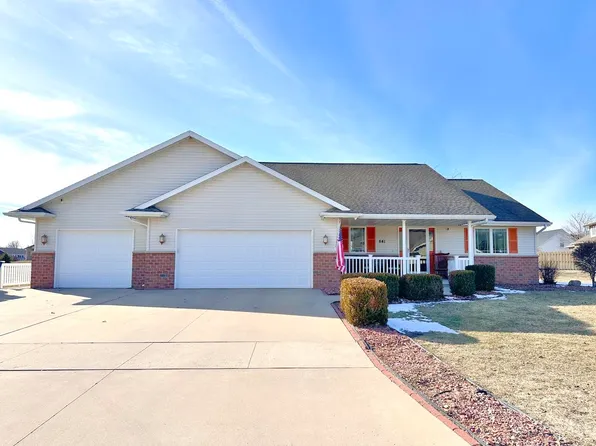 841 Whimbrel Way, Pulaski, WI 54162