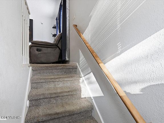 3rd image of 9468 Canton Loop