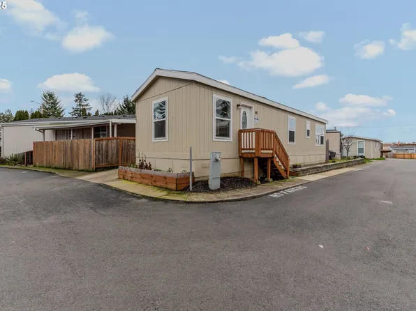 9700 SW Tualatin Rd, Tualatin, OR 97062