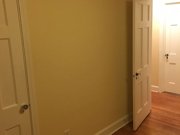 5th image of 6615 Glendale Ave