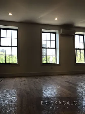 Rented by BRICK & GALO REALTY CORP | media 61