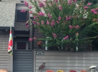 4725 SW Caldew St APT A, Portland, OR 97219