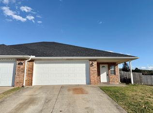 1212 Dove Loop #B, Springdale, AR 72764