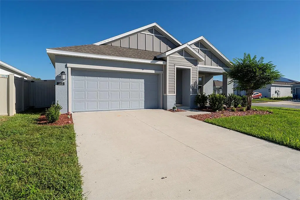 3 bed, 2.0 bath, 1749 sqft, $1,950 — Photo 4