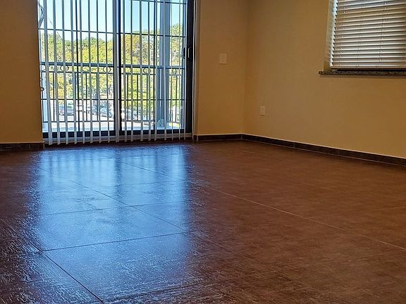5th image of 2503 23rd St #3