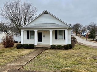 809 Burgess Ave, Crystal City, MO 63019