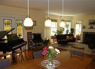 huge, sunny dining/living area