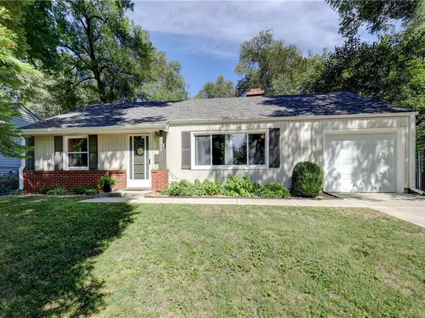7620 Rainbow Dr, Prairie Village, KS 66208