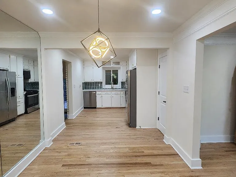 302 Kelso Dr SW — Photo 11