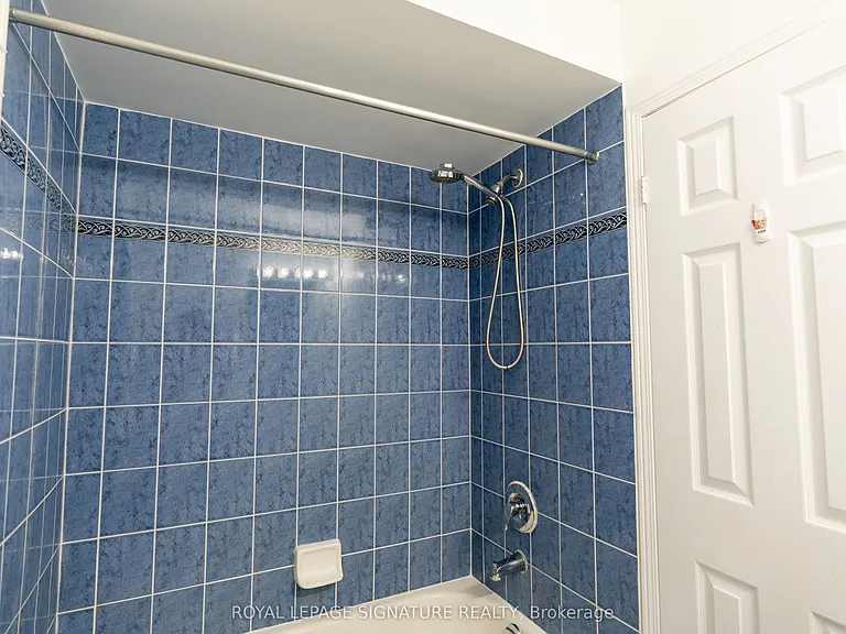 50 Strathaven Dr #28 — Photo 31