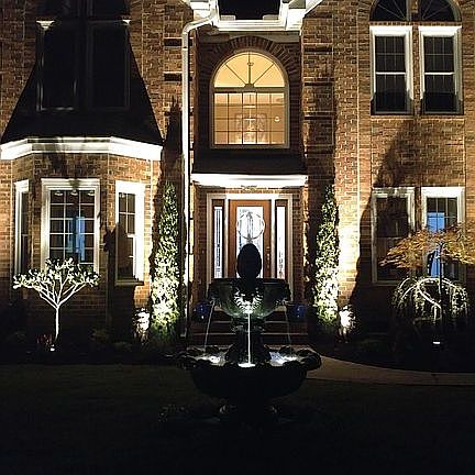 3rd image of 415 King Charles Cir