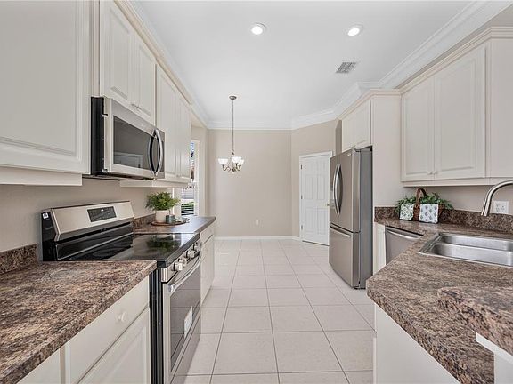 5th image of 3342 TURNBERRY LANE