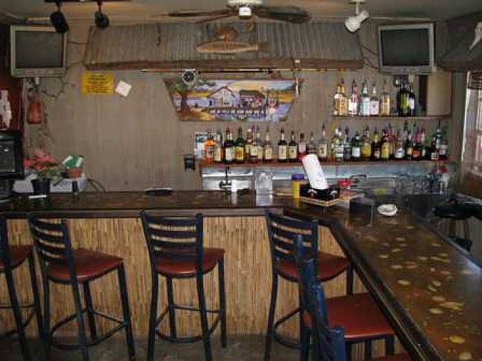 2nd image of 10024 N Highway 17