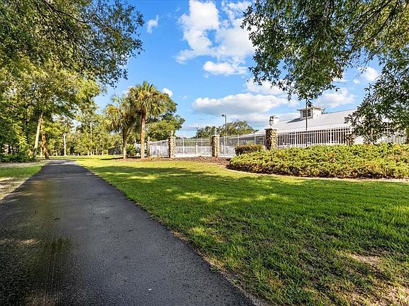 3rd image of Katherine Way Lot 33