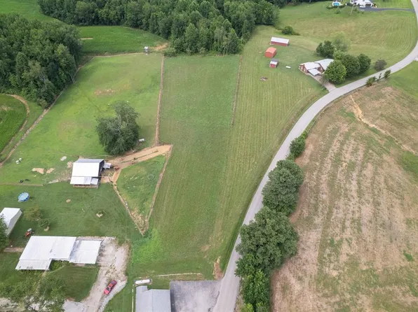 6453 Roy Wells Rd, Owensboro, KY 42303