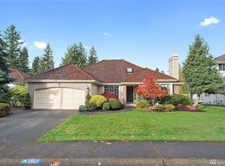 25625 Lake Wilderness Country Club Dr SE #C, Maple Valley, WA 98038