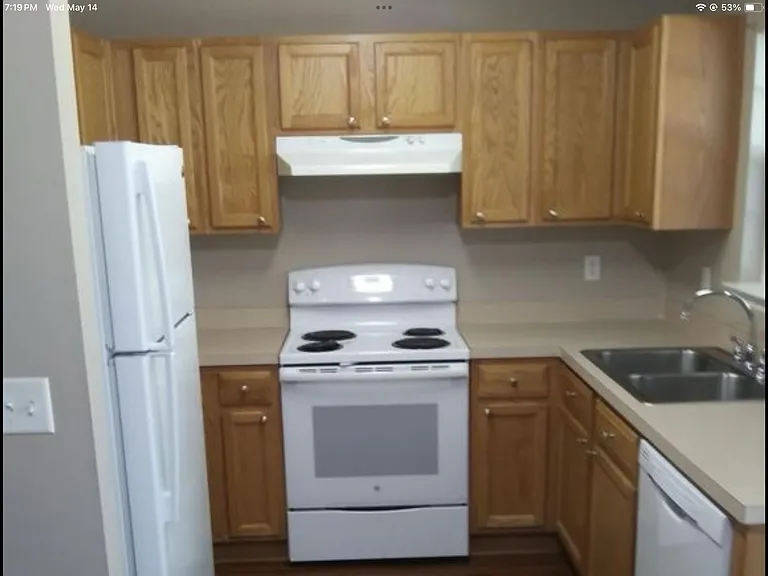 8078 Shadow Oak Dr — Photo 2