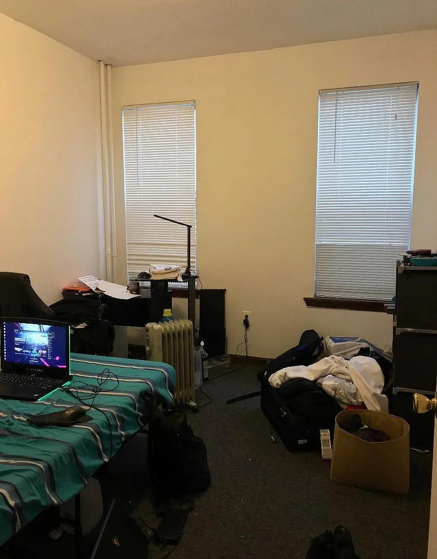 4 bed, 1125 sqft, $4,400 — Photo 1