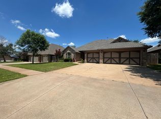 805 NW 193rd St, Edmond, OK 73012