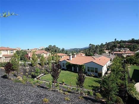 2nd image of 6067 Toscana Loop