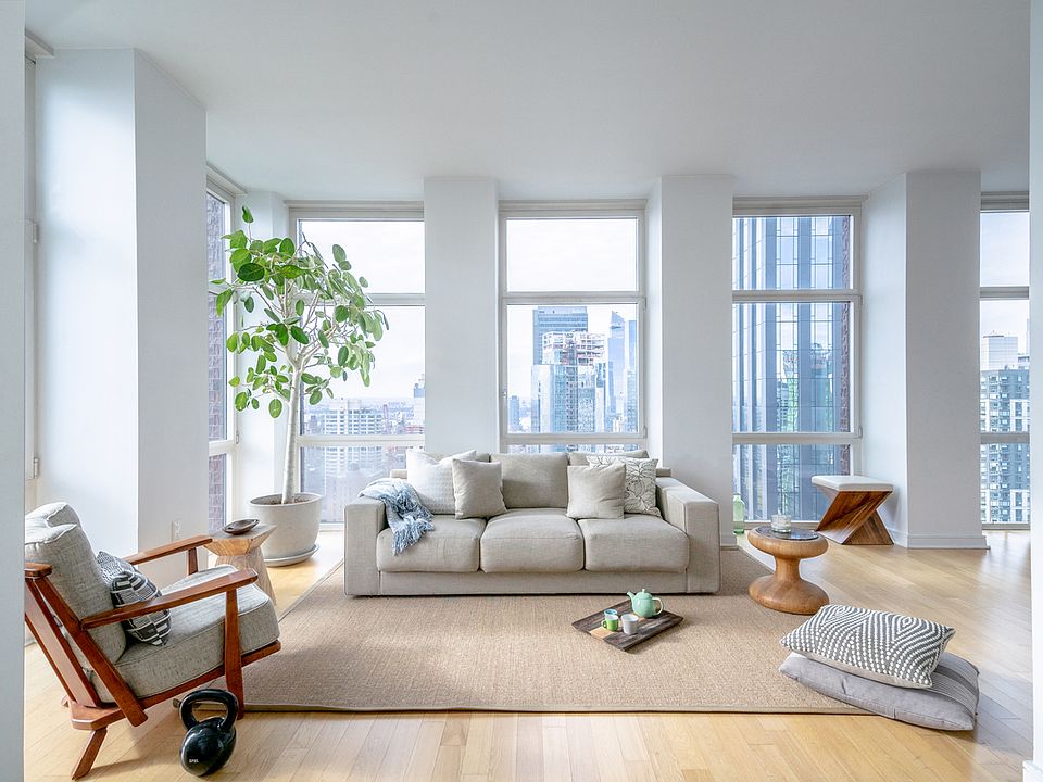 1st image of 11 E 29th St APT 39A
