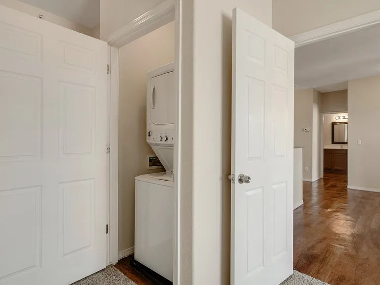 216 Washer-Drier