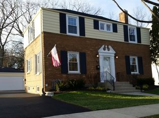 2332 Buckingham Ave, Westchester, IL