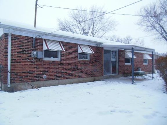 2nd image of 400 Neal Dr