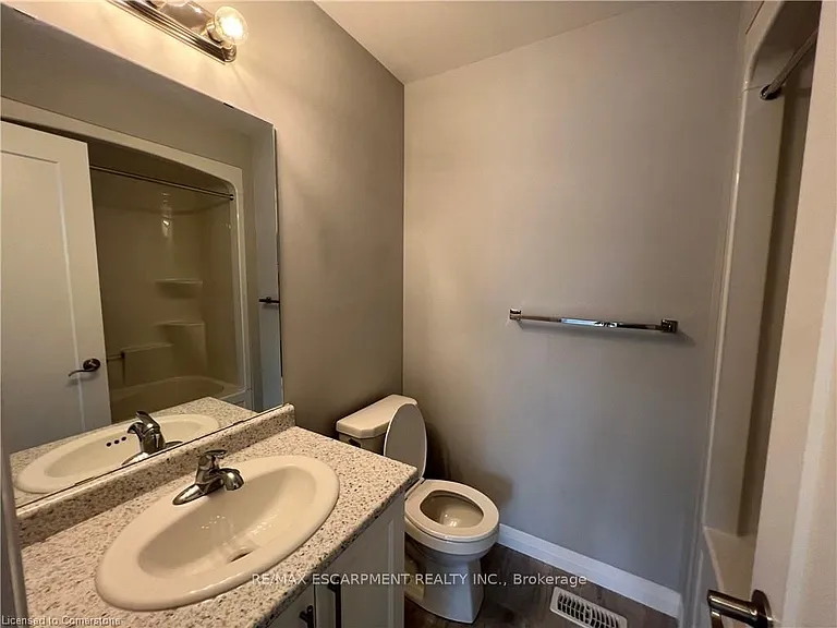 18 Aqua Ln — Photo 9