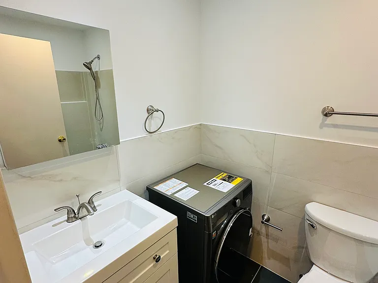 94 Washington St #28 — Photo 8
