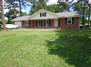 717 Shortridge Rd, Fayetteville, NC 28303