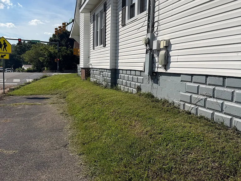 921 Edgemont Ave #921 — Photo 35