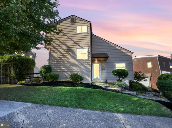 921 Ford St, Bridgeport, PA 19405
