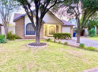 214 River Bank Dr, Laredo, TX 78045