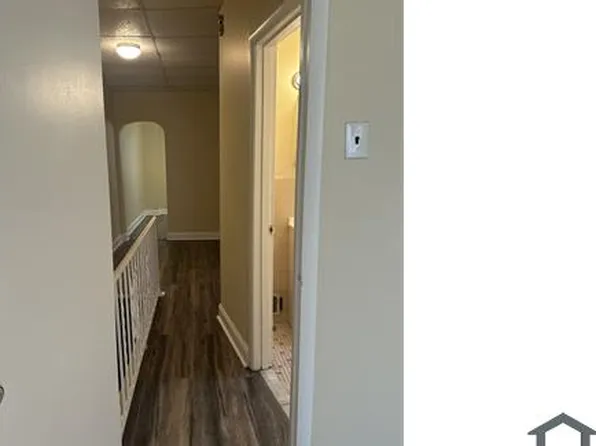 2522 S 62nd St, Philadelphia, PA 19142