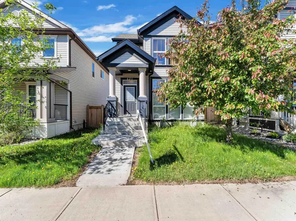 621 McDonough Link NW, Edmonton, AB T5Y 0M8